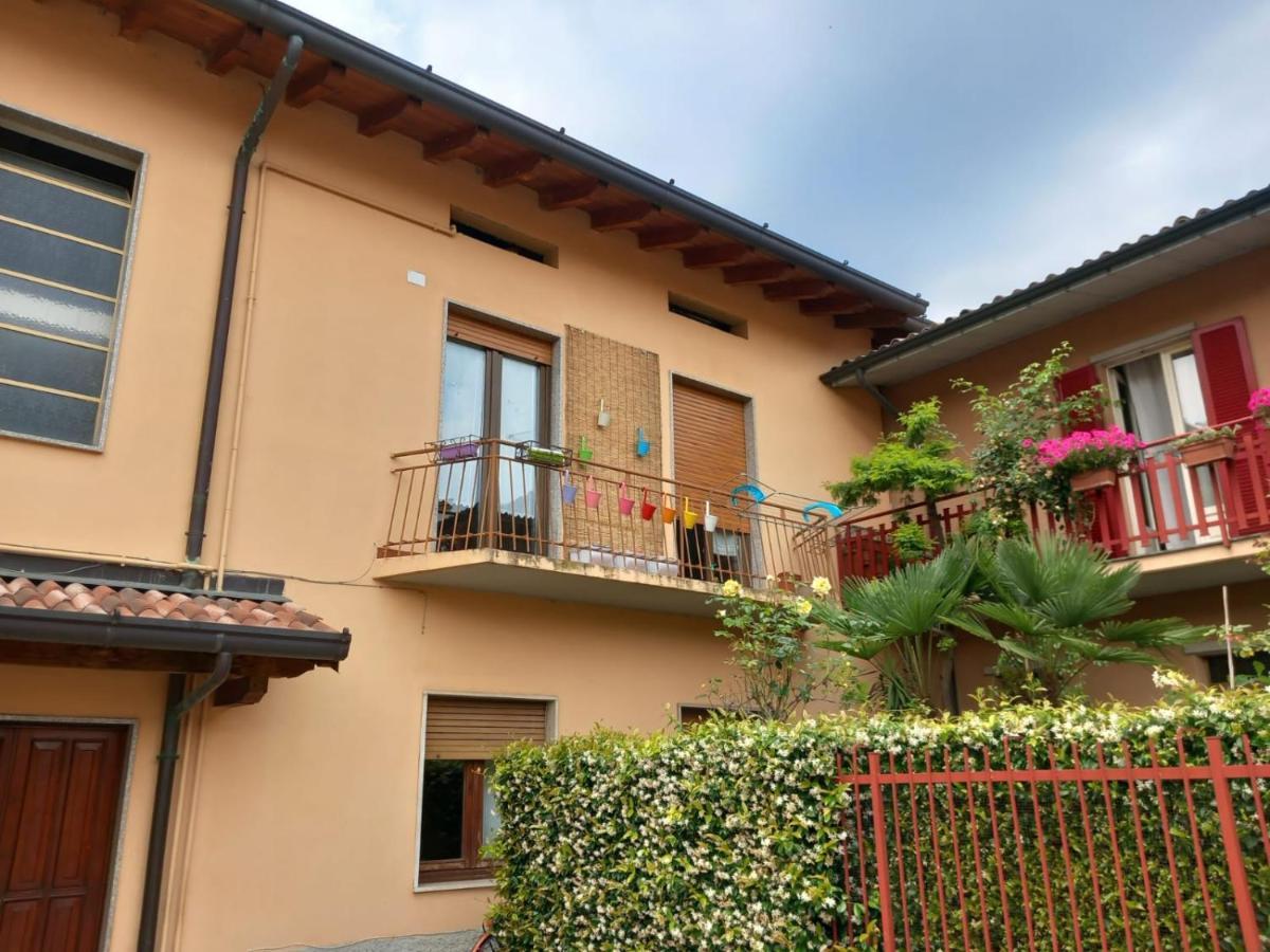 Holiday House - Leo & Malu Sarnico Ngoại thất bức ảnh